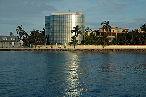 Belize City: Radisson Fort George Hotel © N.Bruhn/CariLat